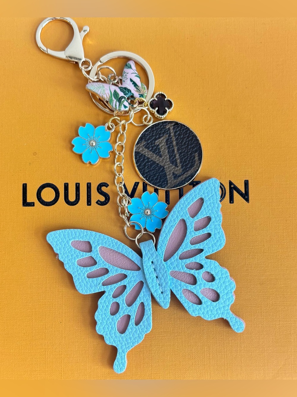 Louis Vuitton Monogram Bag Charm, Butterfly Bag Charm, Flowers, Clover 6 in